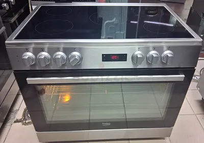 Beko New model Full Electric Ceramic Cooker. 90Cm. Same like new Condition.