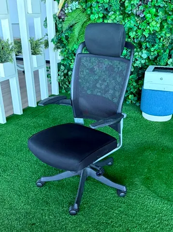 Ergonomic Mesh Office Chair with Headrest - Good Condition