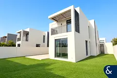Golf Course Community | Vacant | 4 Bed
