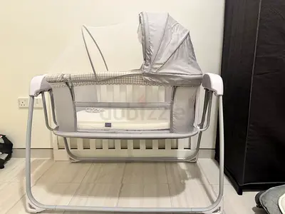 Gray Portable Bassinet / Cradle with Canopy