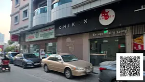 SPACIOUS COMMERCIAL SHOP IT'S WAS RESTAURENT CLOSED TO CORNICHE