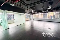 Vacant | High Floor | Fitted
