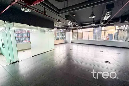Vacant | High Floor | Fitted | Corner Unit