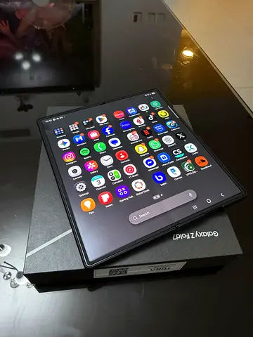 Samsung Z Fold 7 512GB ( Under Warranty ) .