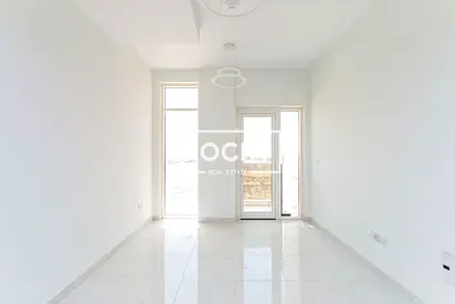 Spacious 1BR | Balcony + Open Kitchen | Liwan