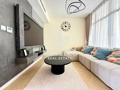 FULLY FURNISHED | UPGRADED | FLEXIBLE CHEQUES