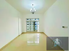 13month contract | Ready to move | Prime location | like new building | Hug size