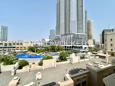 Pool & Skyline View | Study Room | Vacant