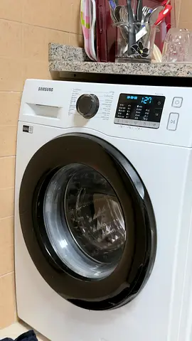 Samsung 9kg Washing Machine For Sale — Flawless Condition