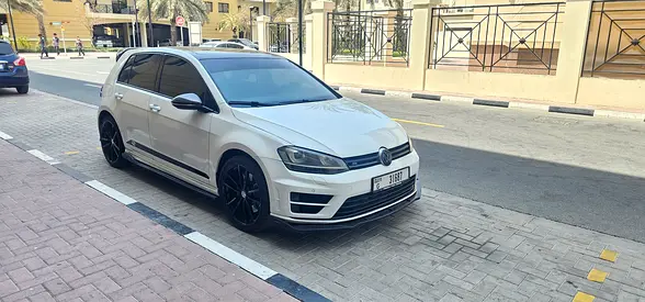 2015 Volkswagen Golf R Performance Edition | GCC Specs
