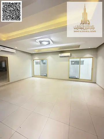 فيلا سكني تجاري | 5 غرف ماستر ومجلس وصالتين مع حوش وغرفة خادمة | خلف نستو | المويهات 1 | ابتداءً من 130 ألف  تفاصيل الإعلان:  العقار: فيلا مستقلة للإي