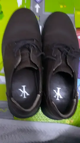Men's black casual lace-up shoes, lightly used