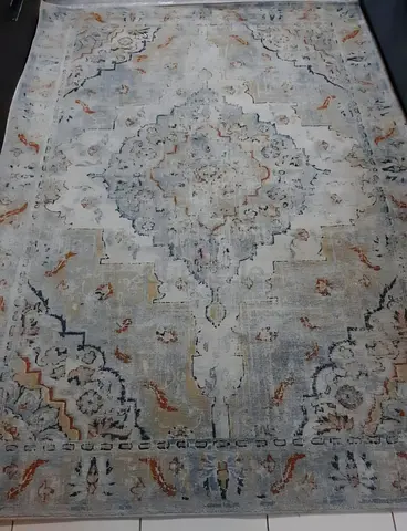 IKEA ONSEVIG RUG 200 BY 300 CM