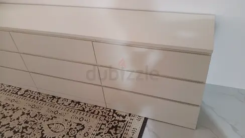 Ikea Hemnes-style 8-drawer low dresser - white/beige, good condition