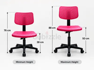 A Comfortable and Cute Children’s Swivel Desk Chair
