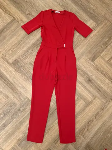Red tailored women's jumpsuit - size XS - elegant day-to-evening wear