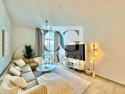 Fully Furnished | Vacant | Upgraded