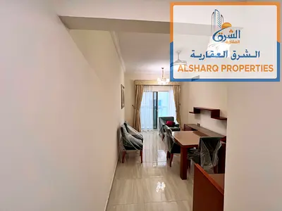 مفروشة بالكامل بـ تشطيبات راقية ومساحة كبيرة وبلكونة | الجرف 2 بجوار مدرسة الأقصى وقرب دلتا سنتر ومخرج دبي