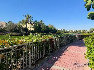 OPPOSITE POOL & PARK | VACANT ON TRANSFER