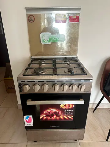 Used Westpoint 4-Burner Stainless Steel Gas Range with Oven