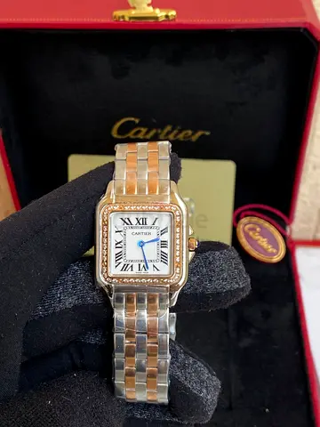 Cartier watch 🔥quality 💥Japan moment stainless steel and yellow gold with original box package❤
