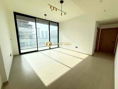 الطابق العلوي 2BHK | بن غاطي أمبر | تصميم الزاوية | تراس شرفة كبير
