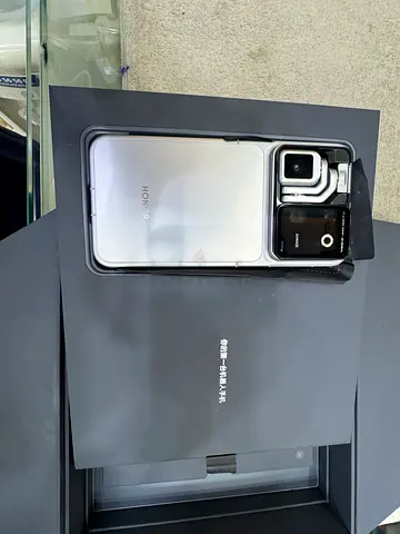 Honor Robot phone
