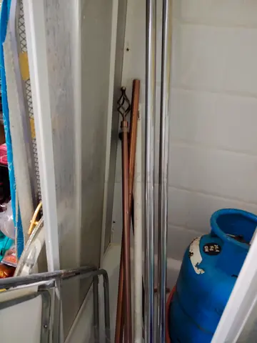 Curtain rods