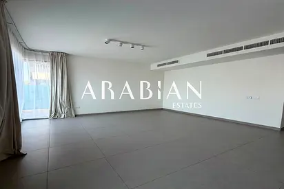 Spacious 4 BR + Maids I Maple 2 I Prime Location
