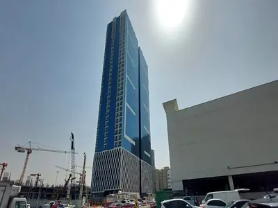 شقة 3 غرف + خادمة | الطابق 21 | أقساط تبدأ من 5,000 درهم شهريًا