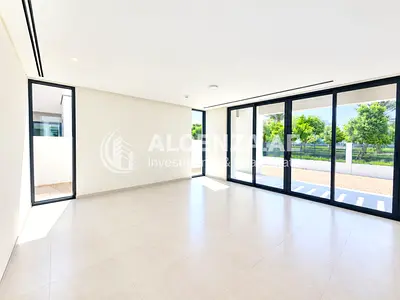 Prime Single Row | Direct Park Access | Landscaped