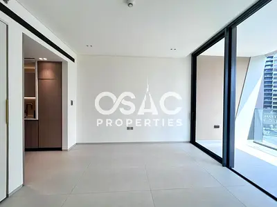 MODERN STUDIO | BRIGHT & SPACIOUS I PRIME LOCATION