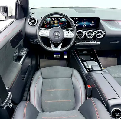 صورة 8 لـ 2022 Mercedes-BENZ GLA