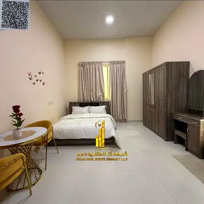 🏡 استوديو فاخر للإيجار الشهري في الروضة 2 – مفروش بالكامل بسعر لا يُفوّت! ✨ 🔹 فرصة لا تُعوّض للسكن في موقع حيوي ومميز بشارع الإسكندرية في الروضة 2،