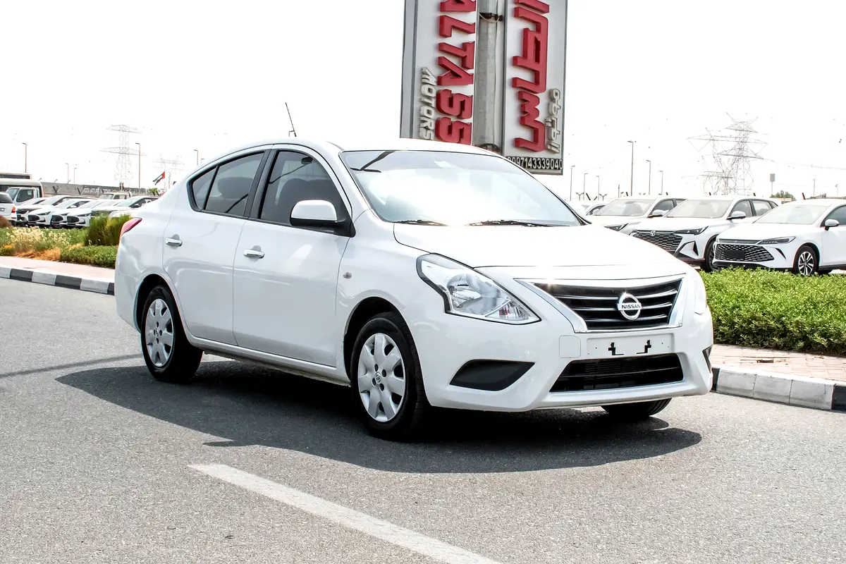 2023 Nissan Sunny SE