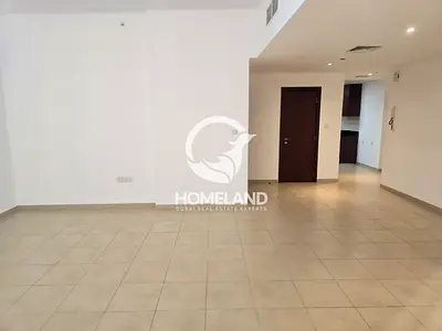 Open Views | Walk to the Beach | Ensuite | Bright