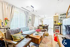 Extended 4E | Converted | Fully Upgraded Villa