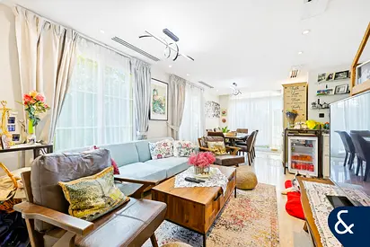 Extended 4E | Converted | Fully Upgraded Villa
