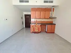 Gorgeous spacious affordable studio apartment for family// prime location
