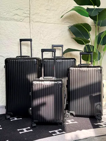 Luggage sets for business travel
