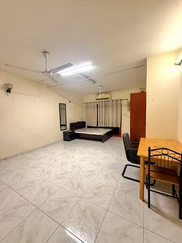 FULLY FURNISHED REDY TO MOVE PRIVATE ROOM AVAILABLE FOR INDIAN WORKING COUPLE