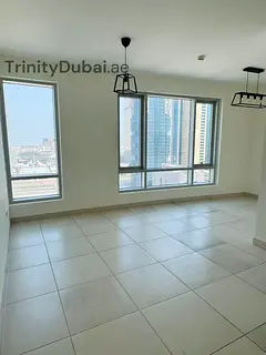 Unfurnished | Bright & Spacious Layout