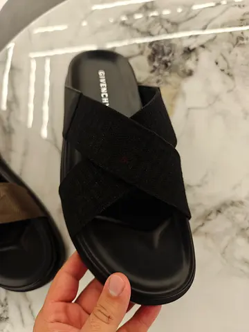 Men slipper 40 to 45
