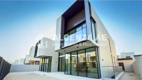 Luxury 5BR Unfurnished Villa | Spacious Layout
