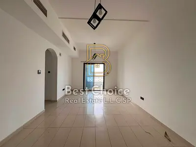 شقة بغرفتي نوم وإطلالة مباشرة على البحر | جاهزة للسكن الفوري | فترة سماح لمدة شهر | موقف سيارات مجاني