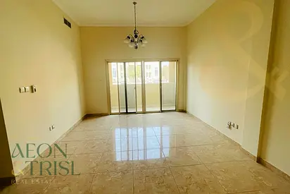 Excellent 2 BHK Apt | Ewan Residence Single Family