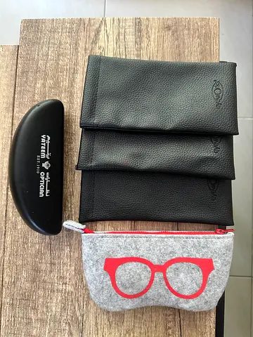 Empty boxes for eye glasses