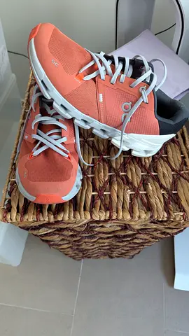 Coral On cloudflyer 4 Running Sneakers - Men’s Size (Used)