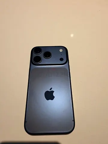 Like NEW - IPhone 17 Pro 512 GB