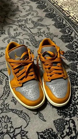 Air Jordan 1 Grey Curry Unisex Sneakers